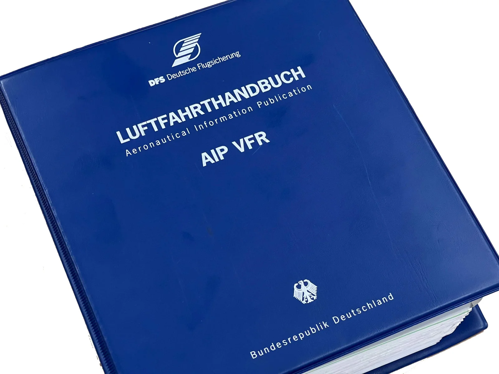 AIP-VFR-Ordner aus dem GAT-Bildarchiv